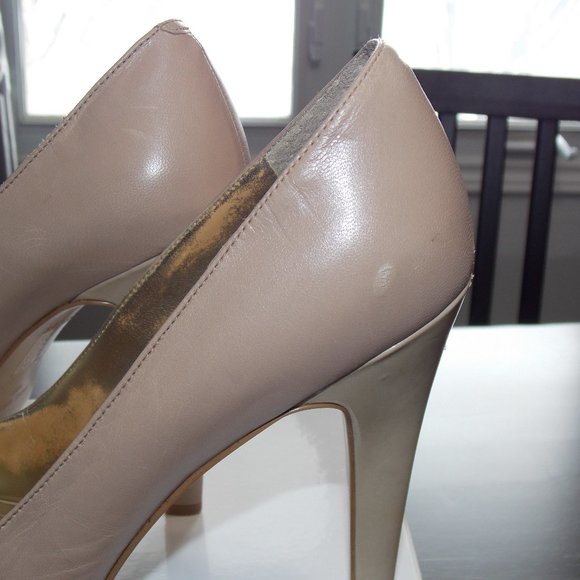 Size 10M Nine West Heels - Picture 6 of 8